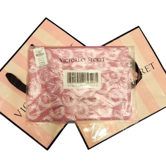 ⭐️ HOST PICK ⭐️ PINK Victoria's Secret Top-Zip Pouch NWT - Picture 4 of 5